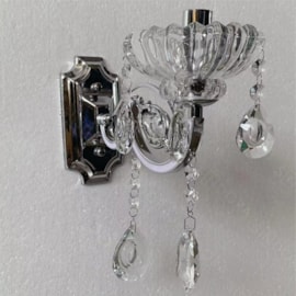 ARANDELA DE PAREDE 20X8X23CM CRISTAL E METAL CROMADO E TRANSPARENTE | SINDORA ILUMINAÇÃO DCB00405-1 ARANDELA DE PAREDE 20X8X23CM CRISTAL E METAL CROMADO E TRANSPARENTE | SINDORA ILUMINAÇÃO DCB00405-1