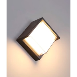 ARANDELA DE PAREDE LED IGLU QUADRADA 3000K 12W BIVOLT 16X16X10CM ALUMÍNIO E ACRÍLICO PRETO | OPUS LED OPS 33990 ARANDELA DE PAREDE LED IGLU QUADRADA 3000K 12W BIVOLT 16X16X10CM ALUMÍNIO E ACRÍLICO PRETO | OPUS LED OPS 33990