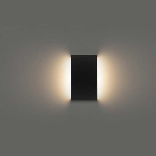 ARANDELA LED REFLEX 20CM 6W 400LM 3000K IP65 BIVOLT 27X115X200MM - PRETO | STELLA STH21740PTO/30 ARANDELA LED REFLEX 20CM 6W 400LM 3000K IP65 BIVOLT 27X115X200MM - PRETO | STELLA STH21740PTO/30