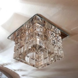 DESIGN PLAFON QUADRADO 1XG9 BIVOLT 9X9X5,1CM CRISTAL TRANSPARENTE | OPUS LED OPS 80747 DESIGN PLAFON QUADRADO 1XG9 BIVOLT 9X9X5,1CM CRISTAL TRANSPARENTE | OPUS LED OPS 80747