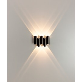 HOME ARANDELA DE PAREDE LED SCHALA EXTERNO 3000K 5W BIVOLT 12X15X3,8CM ALUMÍNIO PRETO | OPUS LED OPS 85742 HOME ARANDELA DE PAREDE LED SCHALA EXTERNO 3000K 5W BIVOLT 12X15X3,8CM ALUMÍNIO PRETO | OPUS LED OPS 85742