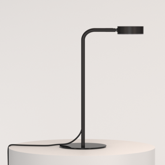 MESA ABAJUR TUBO DE ALUMÍNIO 8W BIVOLT 29X16X40CM BOTÃO LIGA/DESLIGA NO FIO | DIMLUX 426 MESA ABAJUR TUBO DE ALUMÍNIO 8W BIVOLT 29X16X40CM BOTÃO LIGA/DESLIGA NO FIO | DIMLUX 426