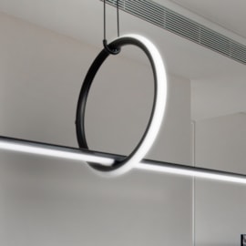PENDENTE LED INFINITY 3000K 39W BIVOLT Ø41CM METAL PRETO FOSCO| +LUZ PE-121/39.130PF PENDENTE LED INFINITY 3000K 39W BIVOLT Ø41CM METAL PRETO FOSCO| +LUZ PE-121/39.130PF